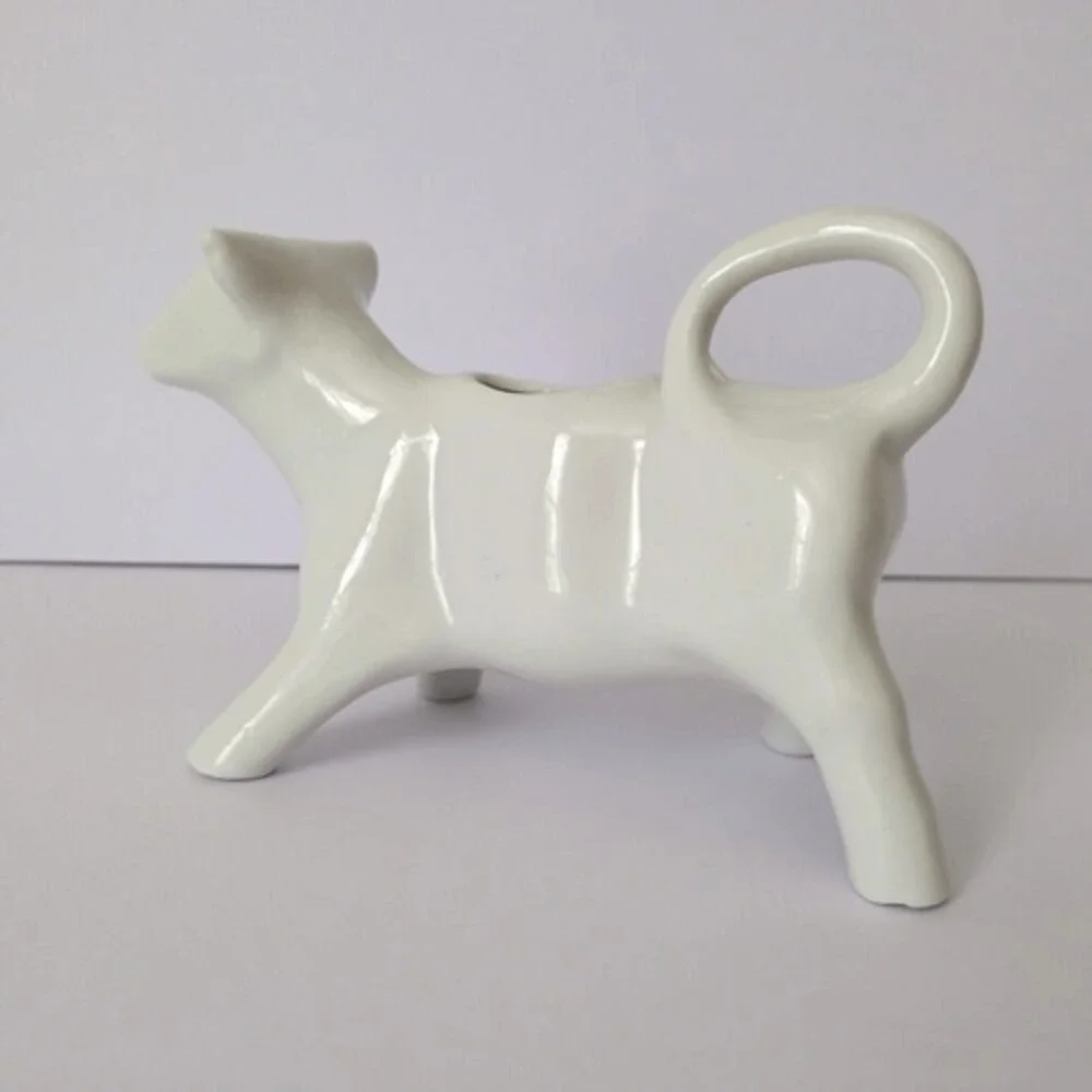 Porcelain‎ Cow Creamer White 4 oz Pitcher